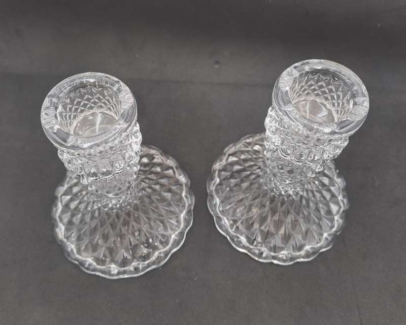 A Pair of Crystal Candle Sticks 10,5cm