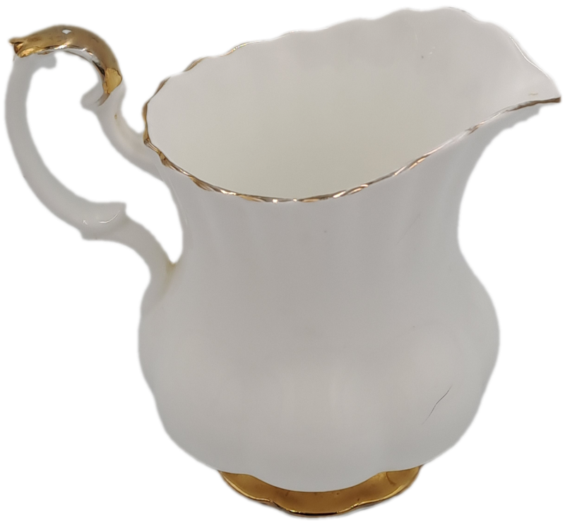 Vintage Royal Albert  val d`or Tea Creamer 11,5cm(H) x 12cm x 8,5cm