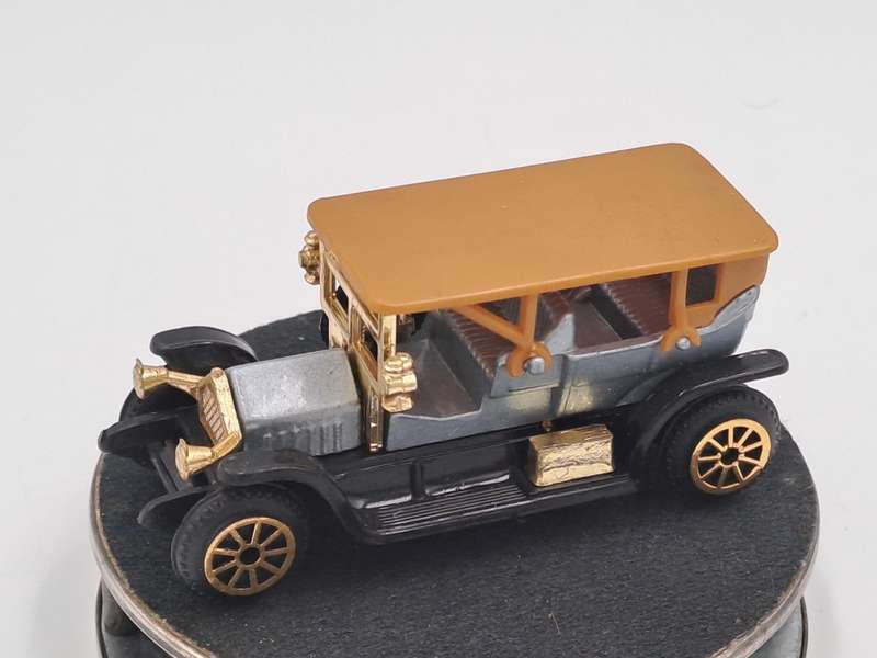 Vintage Die-Cast No 303 -1907 Peugeot -1:62 Made in Hong Kong