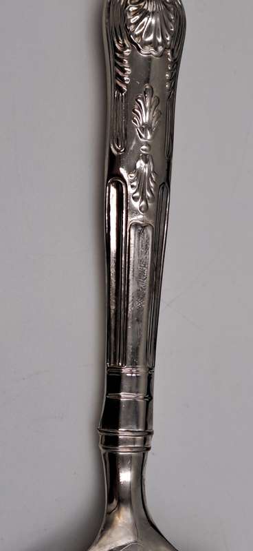 Vintage Silver Plated Cake Server -Boxed - Kings Pattern