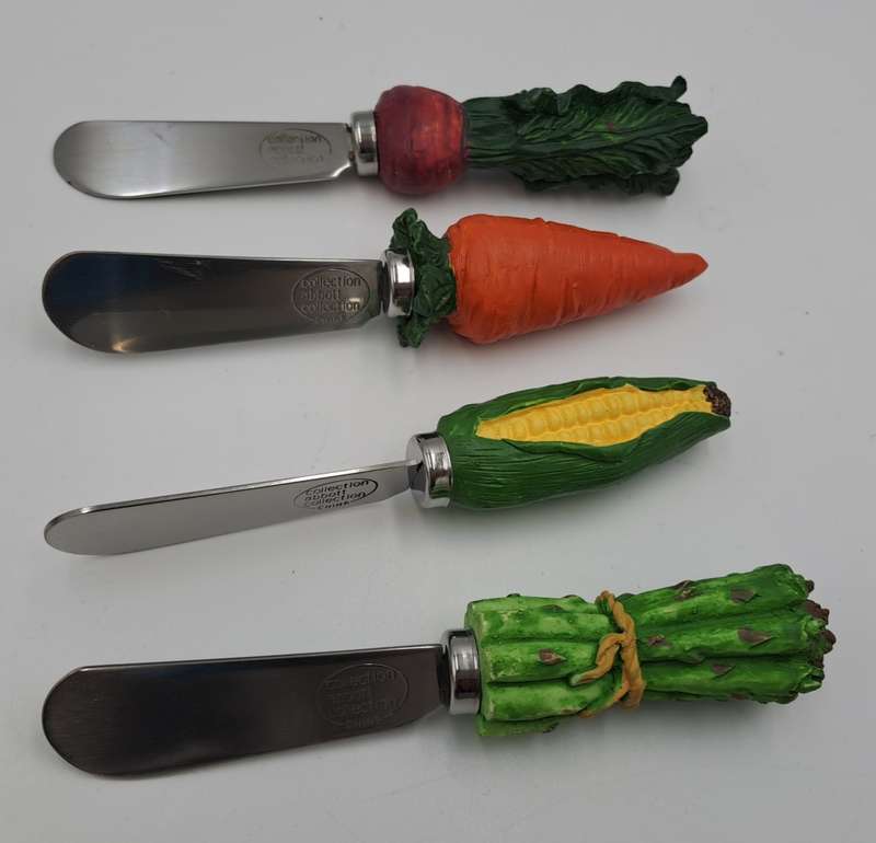 4 Abbott Collection Vegetable Stainless steel Cheese spreader Knifes -Boxed