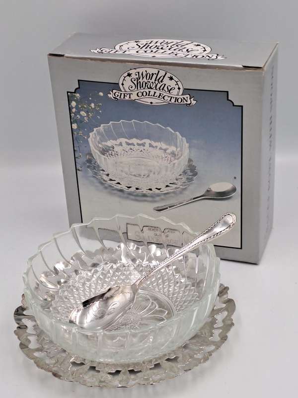 Vintage World Showcase Gift Collection Silver Plated tray and Glass Sauce Bowl with Spoon-Boxed
