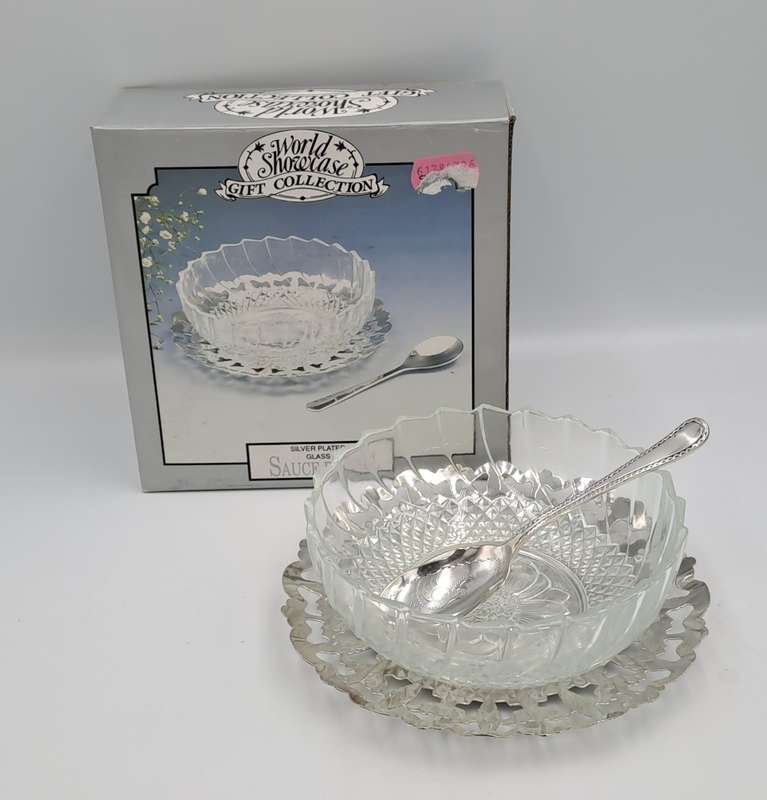 Vintage World Showcase Gift Collection Silver Plated tray and Glass Sauce Bowl with Spoon-Boxed