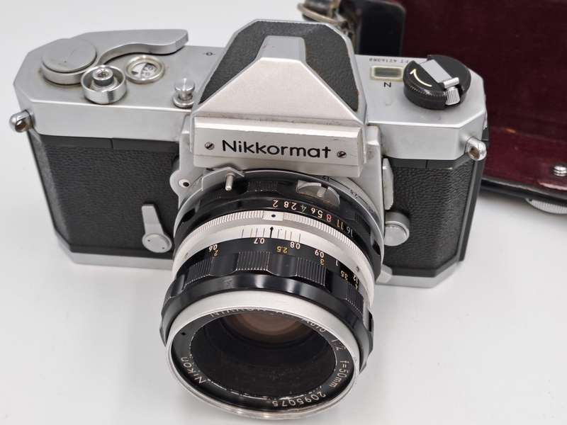 Vintage 1967-1975 Nikkormat FTn 35mm SLR Camera  with Nikkor-H Auto 1:2 f50mm Lens