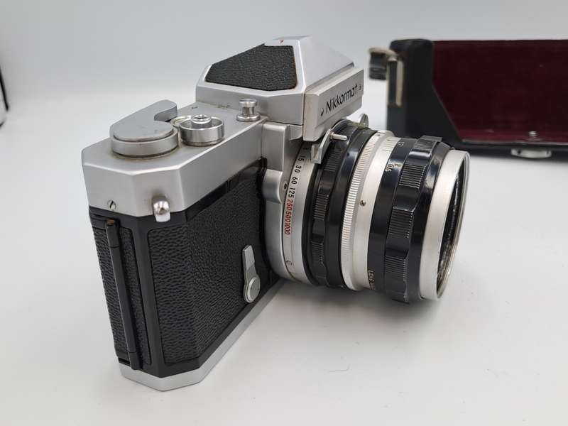 Vintage 1967-1975 Nikkormat FTn 35mm SLR Camera  with Nikkor-H Auto 1:2 f50mm Lens