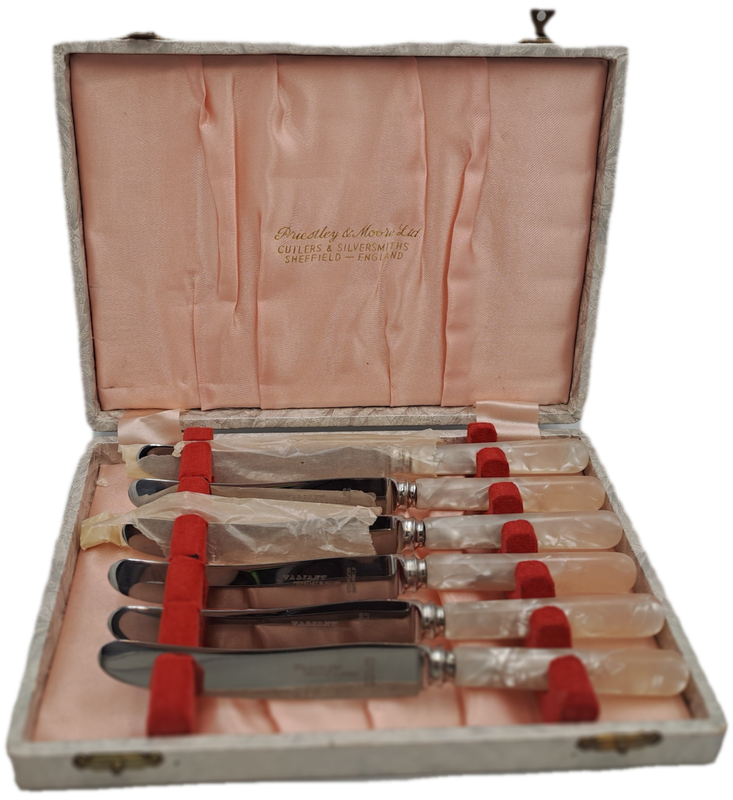 1950`s Priestley & Moore Mother of Pearl Knife set -Boxed -Unused-Sheffield England