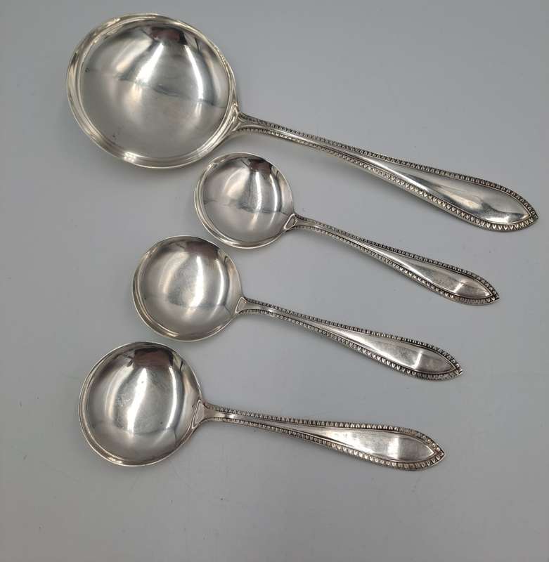 Vintage Silver plated EP.N.S Spoons 3 x 13,2cm x 4,4cm and 1 x 21,2cm x 7,7cm