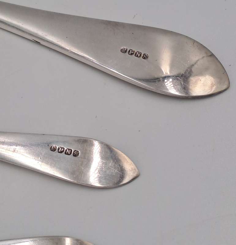 Vintage Silver plated EP.N.S Spoons 3 x 13,2cm x 4,4cm and 1 x 21,2cm x 7,7cm