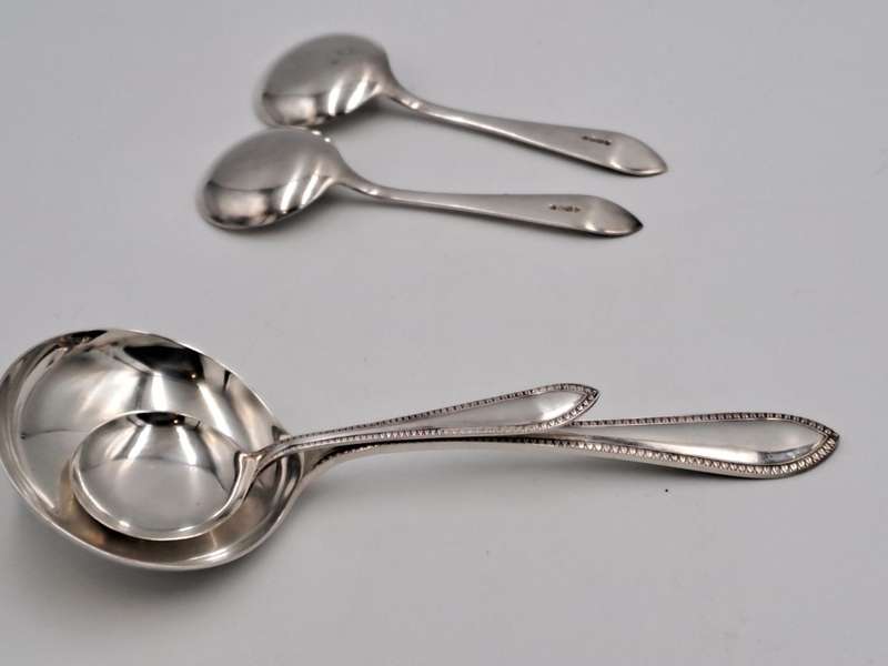 Vintage Silver plated EP.N.S Spoons 3 x 13,2cm x 4,4cm and 1 x 21,2cm x 7,7cm