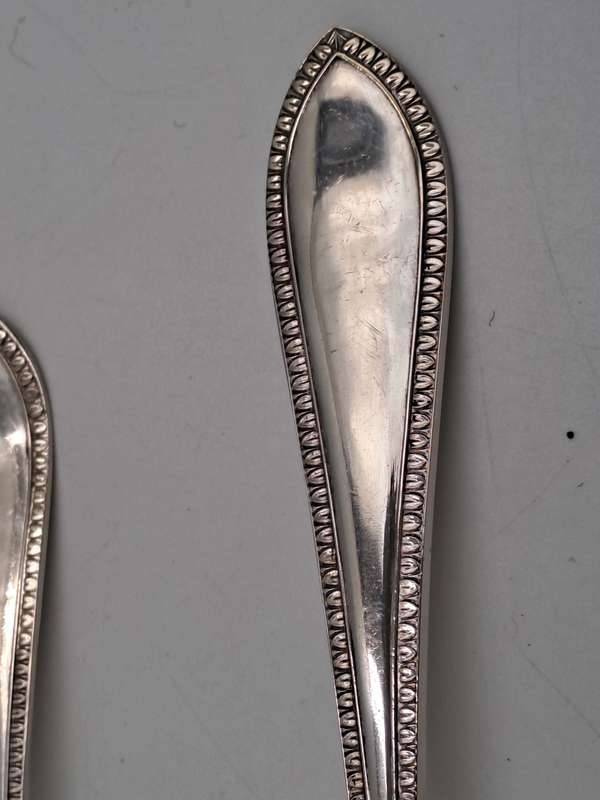 Vintage Silver plated EP.N.S Spoons 3 x 13,2cm x 4,4cm and 1 x 21,2cm x 7,7cm
