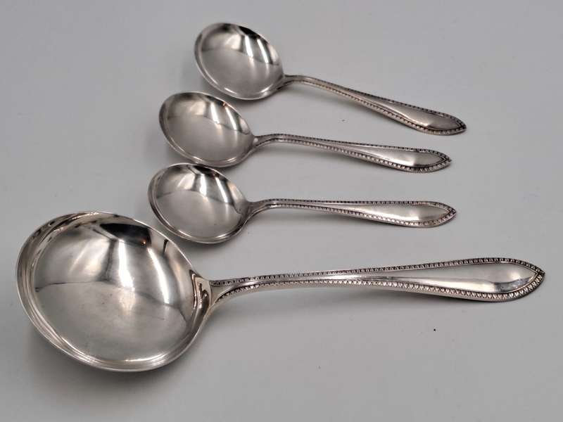 Vintage Silver plated EP.N.S Spoons 3 x 13,2cm x 4,4cm and 1 x 21,2cm x 7,7cm