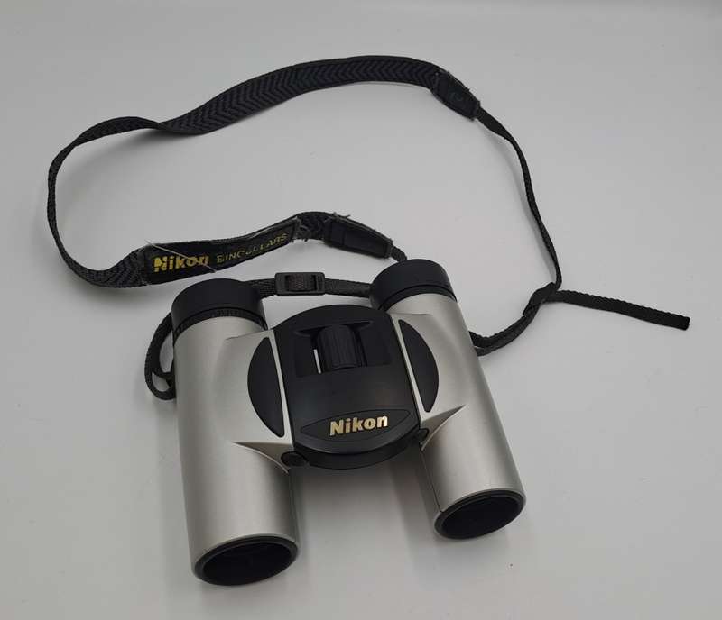 Pre-Owned Nikon AR512787 pocket size Binoculars