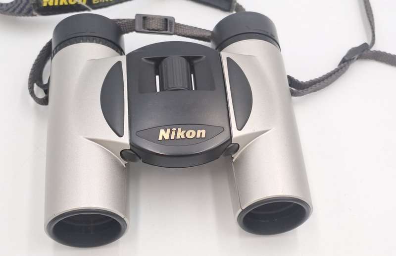 Pre-Owned Nikon AR512787 pocket size Binoculars