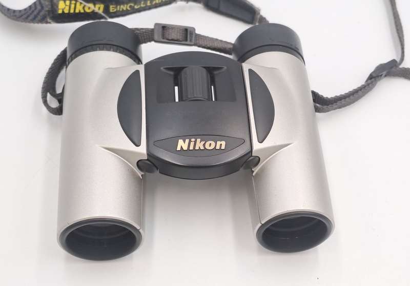 Pre-Owned Nikon AR512787 pocket size Binoculars