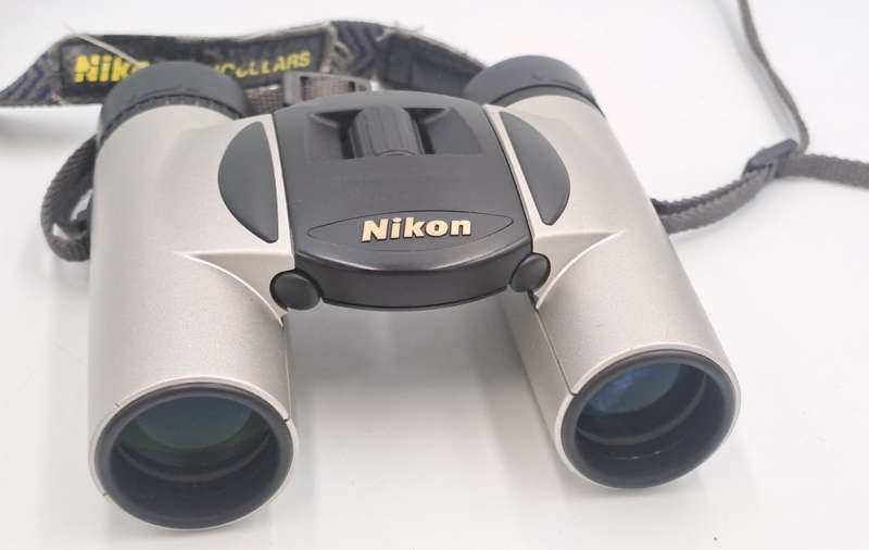 Pre-Owned Nikon AR512787 pocket size Binoculars