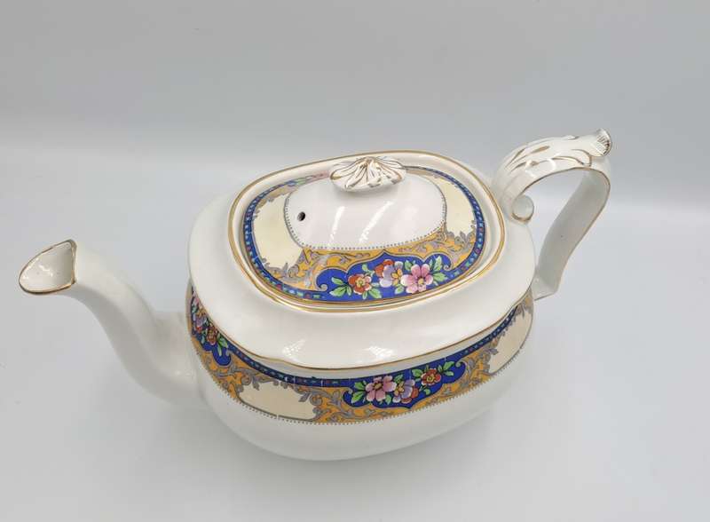 Antique Booths Silicon Bone China Tea Pot- Made in England