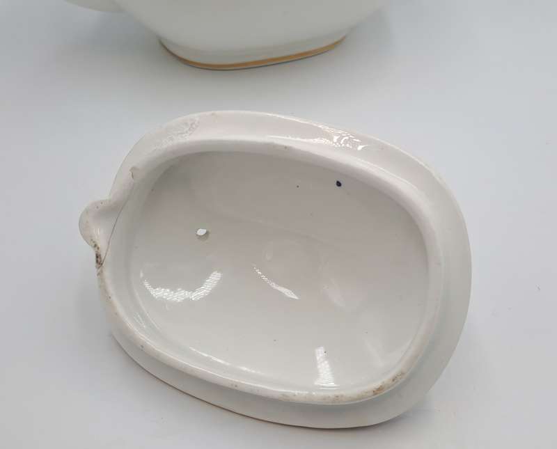 Antique Booths Silicon Bone China Tea Pot- Made in England