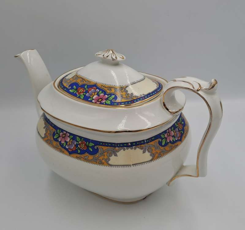 Antique Booths Silicon Bone China Tea Pot- Made in England