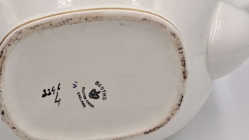 Antique Booths Silicon Bone China Tea Pot- Made in England