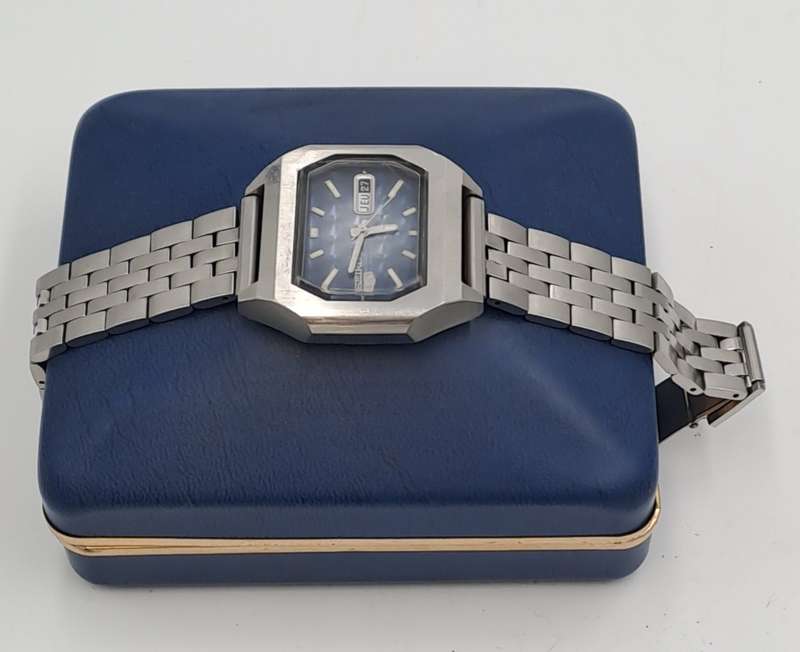 Vintage 1973 Seiko Automatic Mens Watch  Working -See condition -6119-5470 Sn.340014