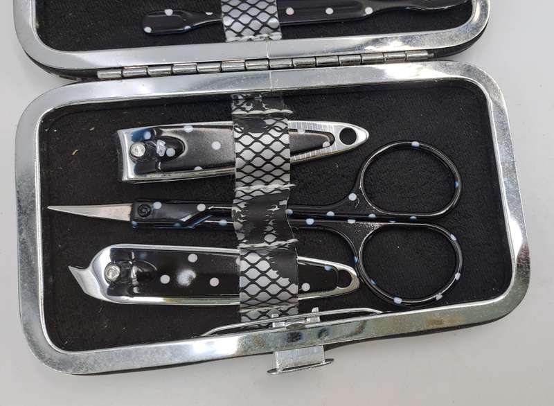 Unused- Rectangular Manicure 6 in 1 set