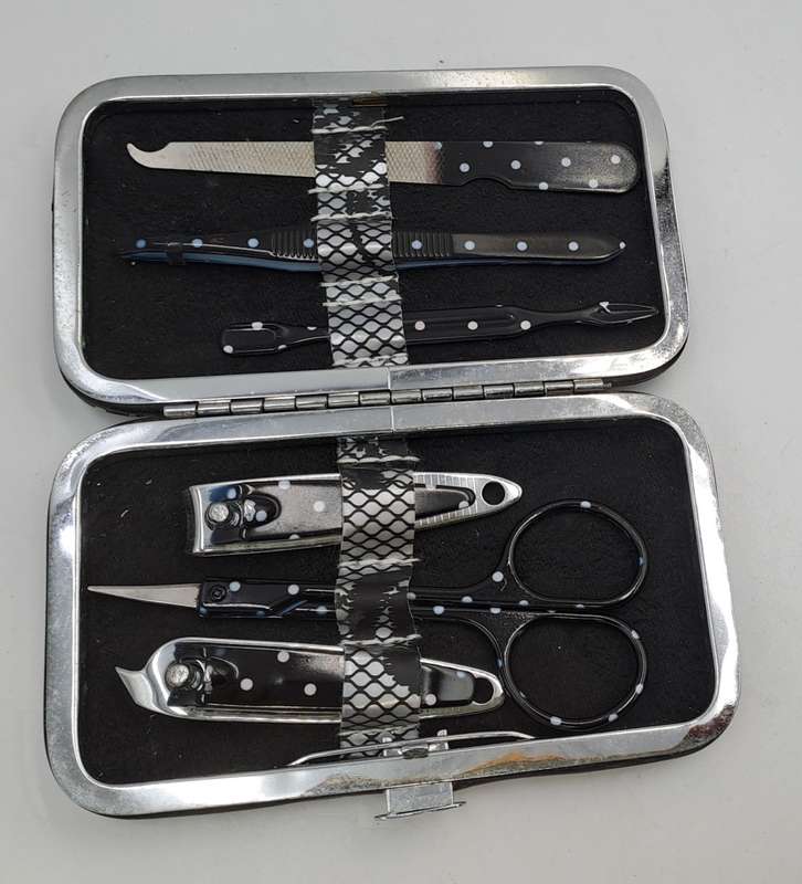 Unused- Rectangular Manicure 6 in 1 set