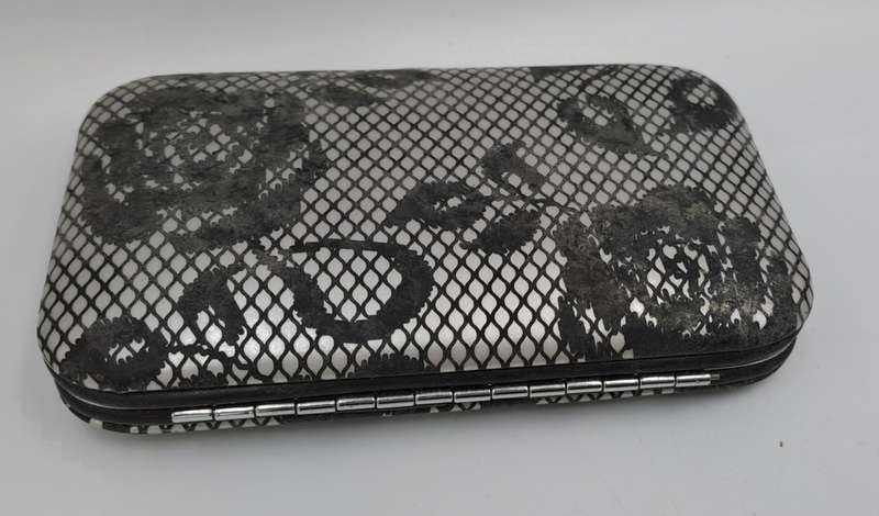 Unused- Rectangular Manicure 6 in 1 set