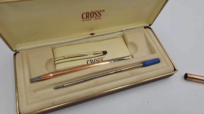 Vintage Cross 1/20 14kt Rolled Gold Ball Point Desk Pen in original Case