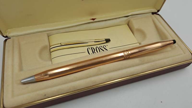 Vintage Cross 1/20 14kt Rolled Gold Ball Point Desk Pen in original Case