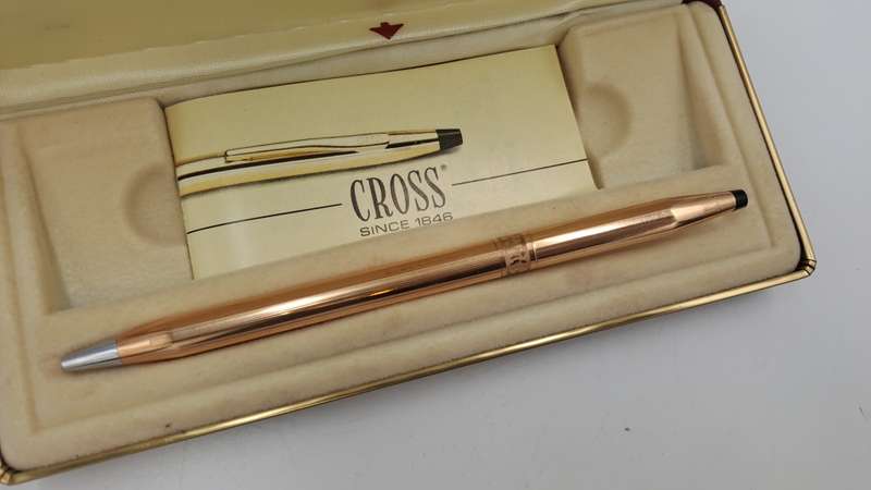 Vintage Cross 1/20 14kt Rolled Gold Ball Point Desk Pen in original Case