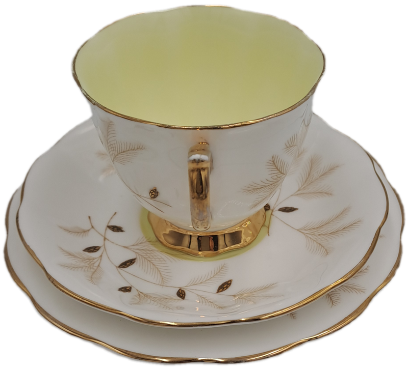 Vintage Royal Albert MONTROSE Tea Trio Fine Bone China -England - (4 Available bid is for one)