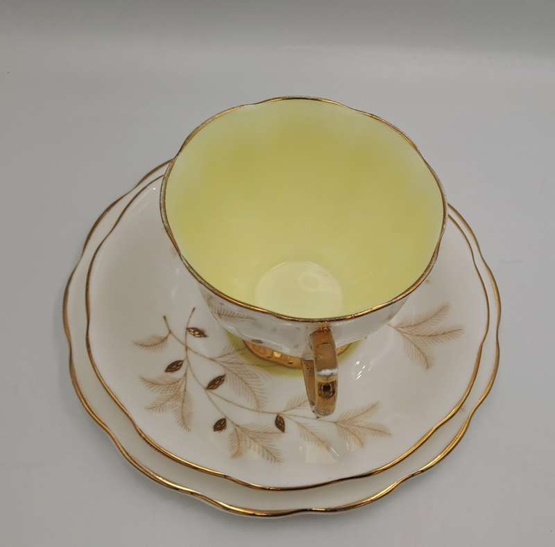 Vintage Royal Albert MONTROSE Tea Trio Fine Bone China -England - (4 Available bid is for one)