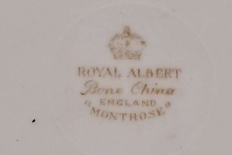 Vintage Royal Albert MONTROSE Replacement Tea Side Plate Fine Bone China -England -