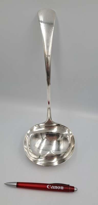 Large Vintage Silver plate Sauce/Soup Ladle E.P.N.S