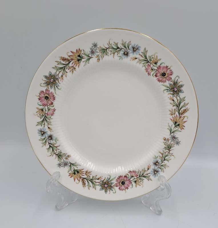 Vintage Paragon BELINDA By appointment to her Majesty the Queen Trio-4 available