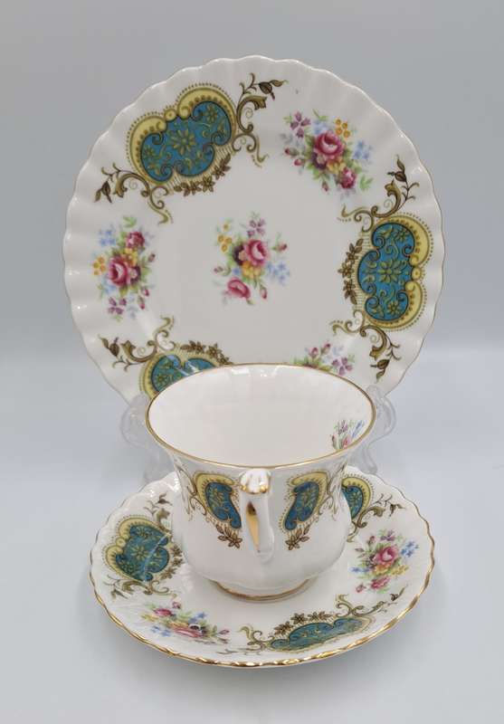Replacement:  Vintage Royal Albert Berkeley Coffee Trio (side plate is 161mm)