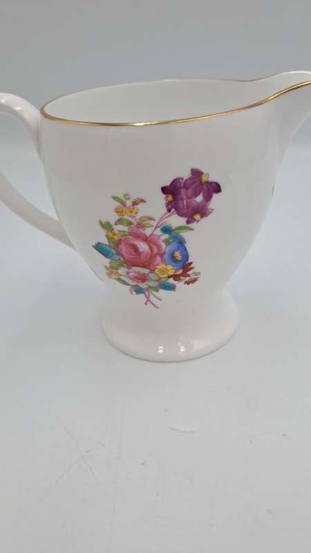 Vintage Dresden Rose Creamer by Spode Copeland's China England 98x130x80mm