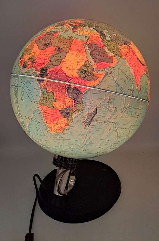 Large Vintage Globe Light -Light is working - Rotate by hand