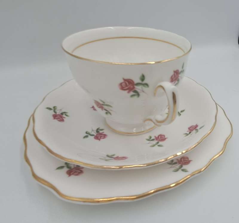 Vintage COLCLOUGH Bone China TRIO Made in England   ( 6 Available) Excellent Condition