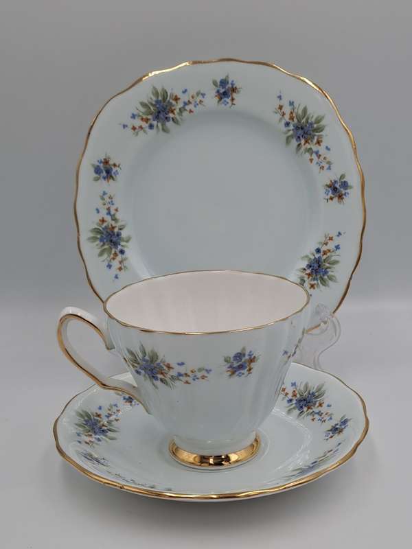 Vintage Colclough Bone China Pat.no 8179-Trio made in England Ridgeway Potteries LTD - 6 available