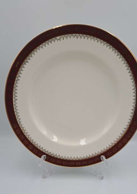 3 Vintage Crown Ducal A.G.R. England burgundy & gold Plates 227mm
