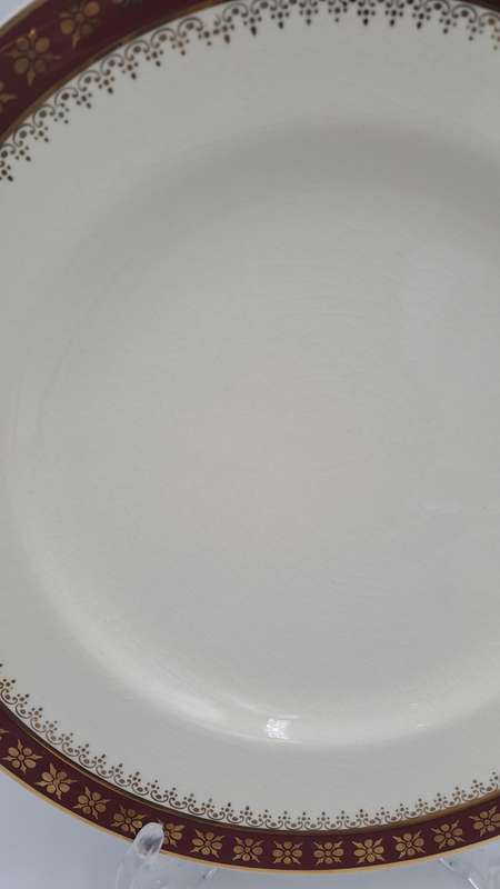 3 Vintage Crown Ducal A.G.R. England burgundy & gold Plates 227mm