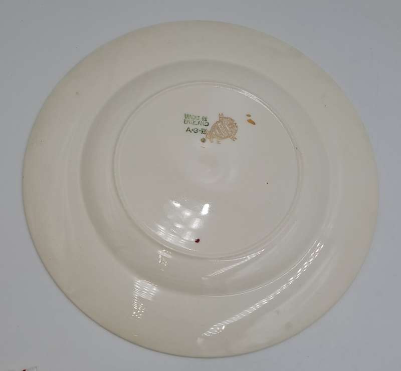 3 Vintage Crown Ducal A.G.R. England burgundy & gold Plates 227mm