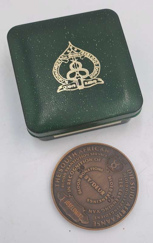 William Harvey 1578-1657-SA Blood Transfusion Service, 50th Blood Donation Bronze Medal-Boxed