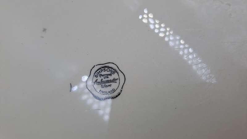 Vintage SIMPSONS pottery Ambassodor ware England Oval Platter 335x405mm