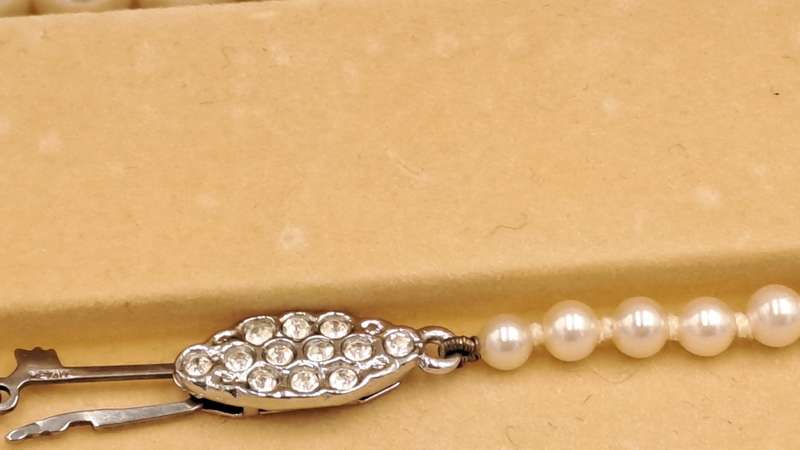 Vintage Simulated Pearl Necklace By Lotus - in Box