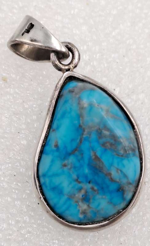 A Sterling 925 Sterling Silver Pendant with a Turquoise Phosphate Mineral stone (Turkish Stone)