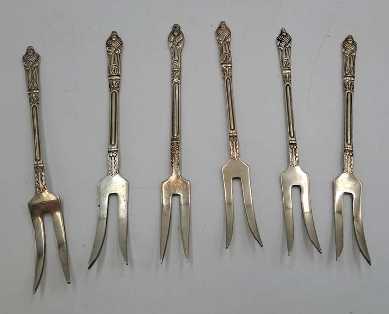 6 Vintage E.P.N.S Silver Plate Sheffield England APOSTEL Forks 11,2cm