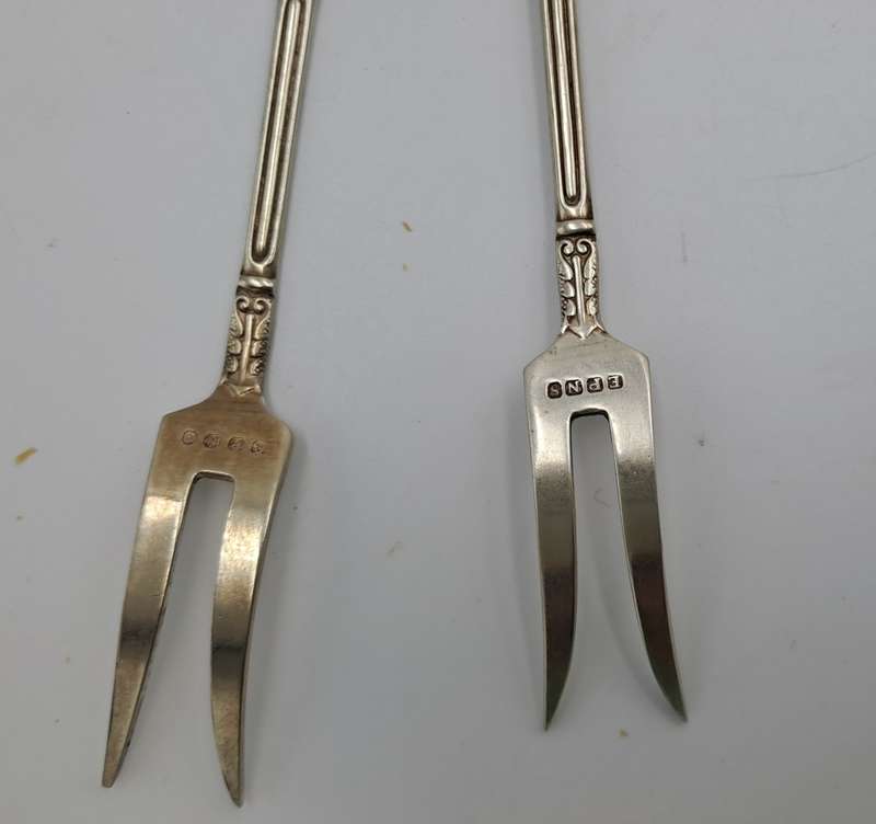 6 Vintage E.P.N.S Silver Plate Sheffield England APOSTEL Forks 11,2cm