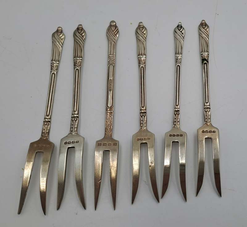 6 Vintage E.P.N.S Silver Plate Sheffield England APOSTEL Forks 11,2cm